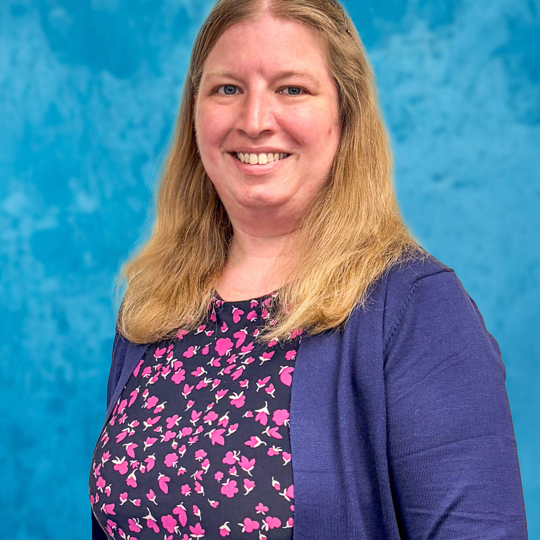 Lisa final headshot